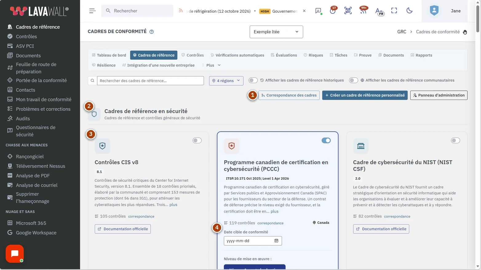 La page Cadres de conformité en français, avec la barre d’outils, la section Cadres de référence en sécurité, les cartes des Contrôles CIS v8, du PCCC et du NIST CSF, et les options d’une carte activée, numérotées de 1 à 4.